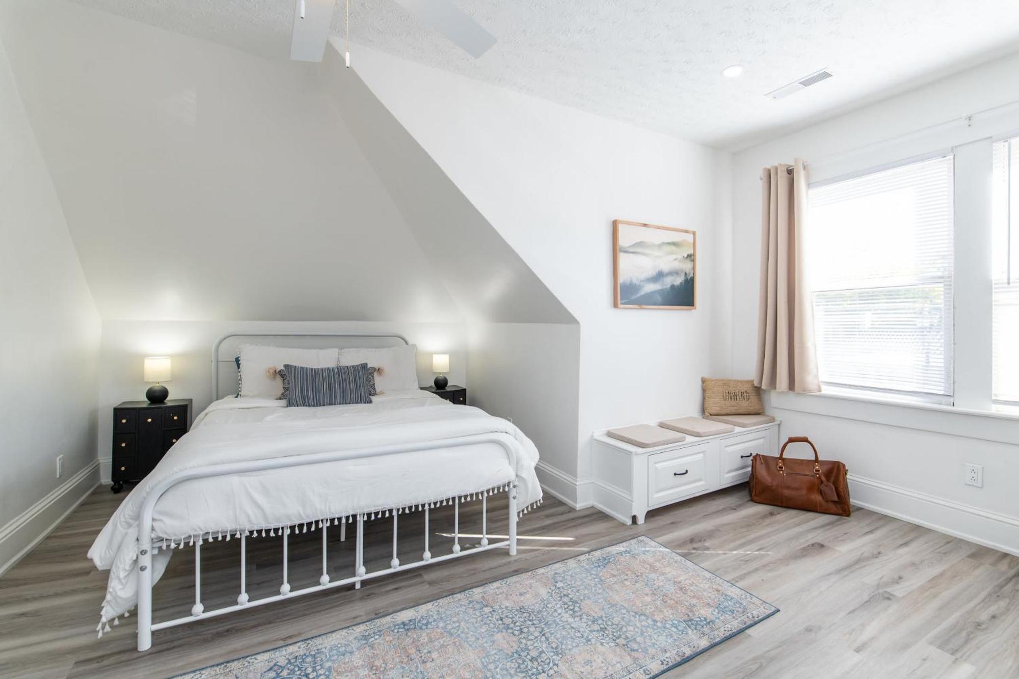 Loft On Capital - Ideally Located To Distilleries Frankfort Bagian luar foto