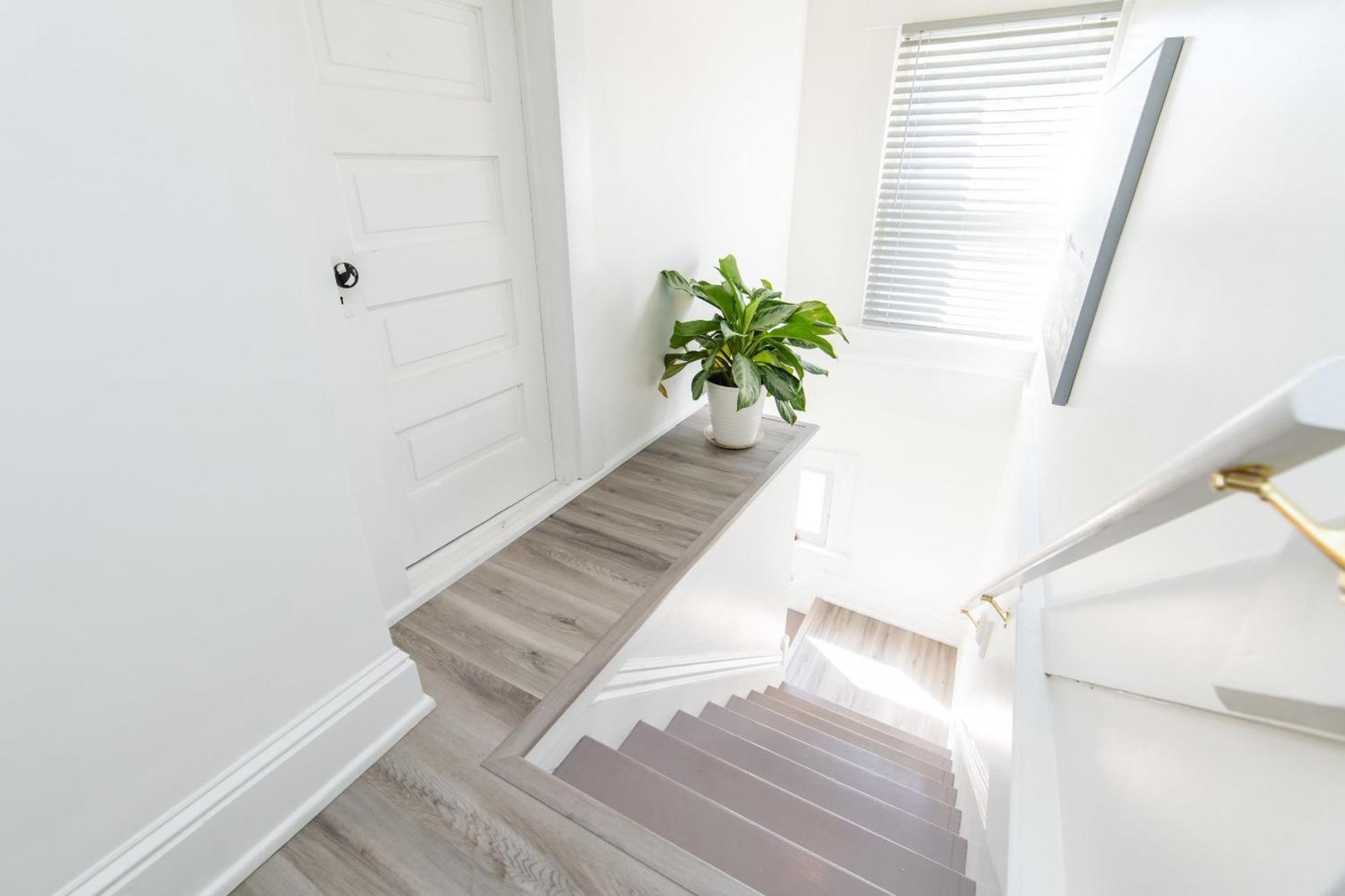 Loft On Capital - Ideally Located To Distilleries Frankfort Bagian luar foto